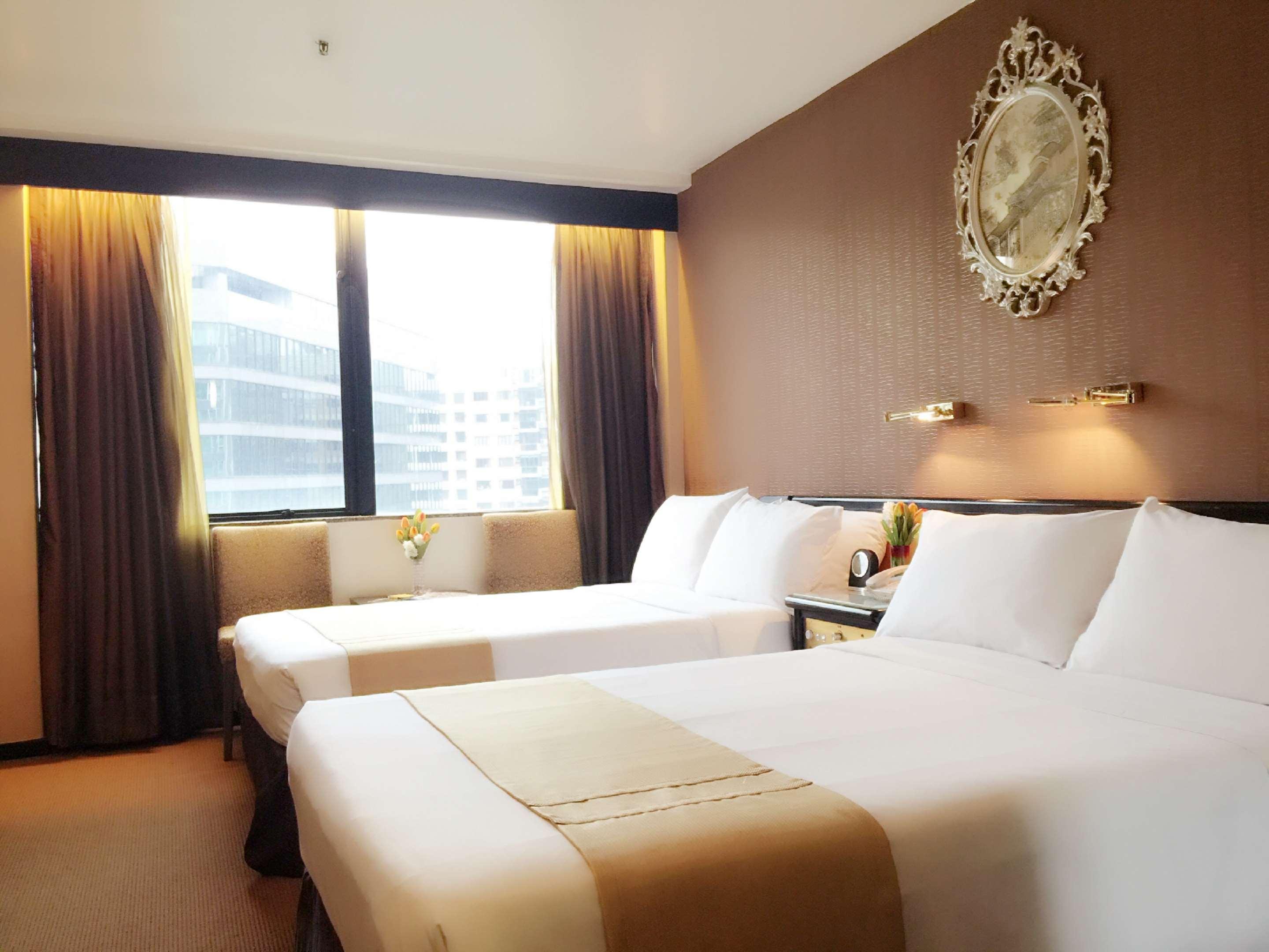 Best Western Plus Tsim Sha Tsui Hong Kong Exterior photo