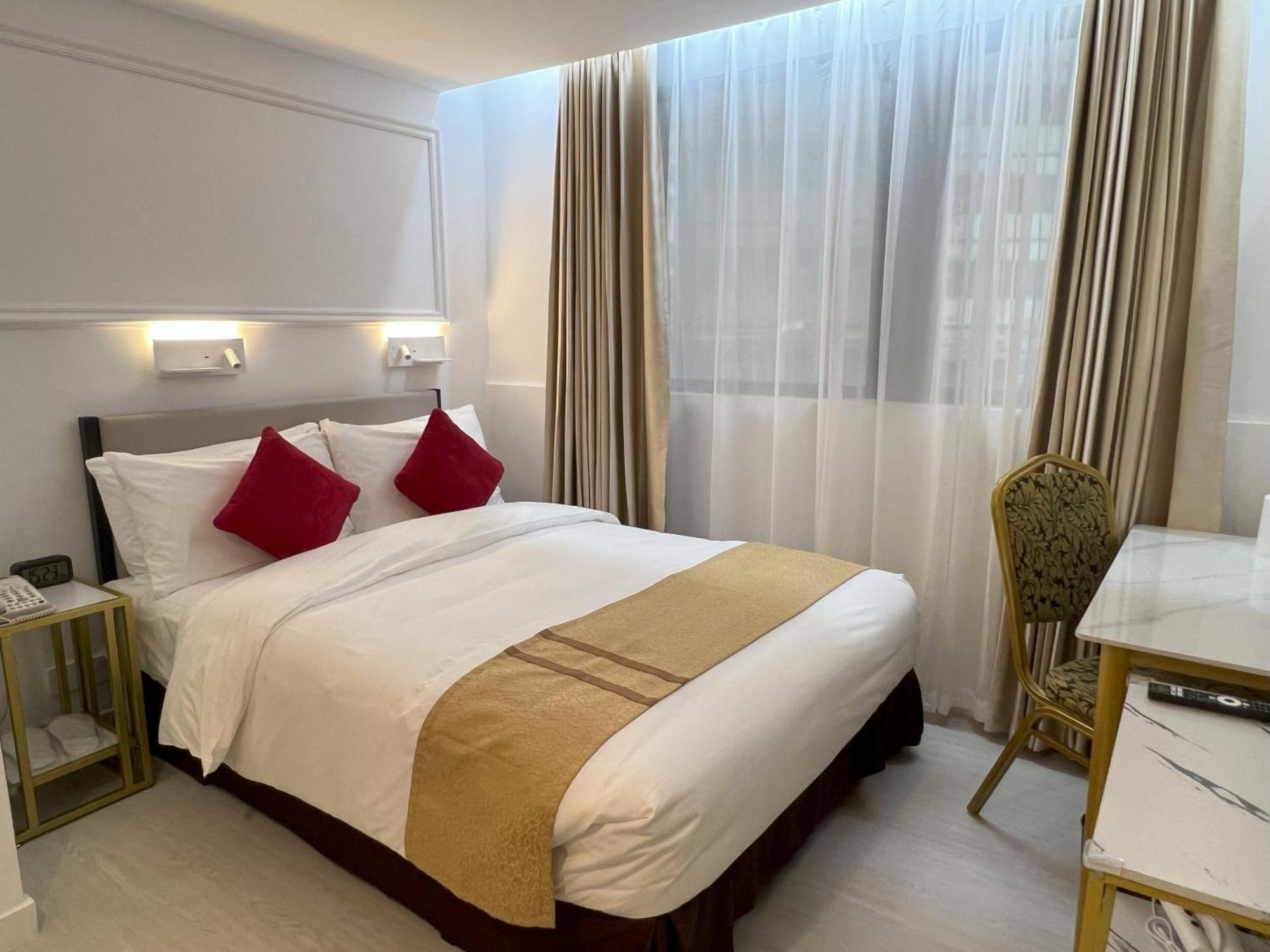 Best Western Plus Tsim Sha Tsui Hong Kong Exterior photo