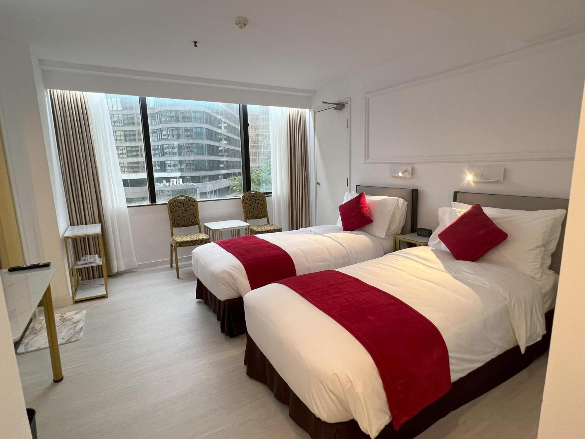 Best Western Plus Tsim Sha Tsui Hong Kong Exterior photo