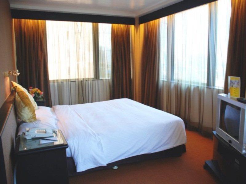 Best Western Plus Tsim Sha Tsui Hong Kong Exterior photo