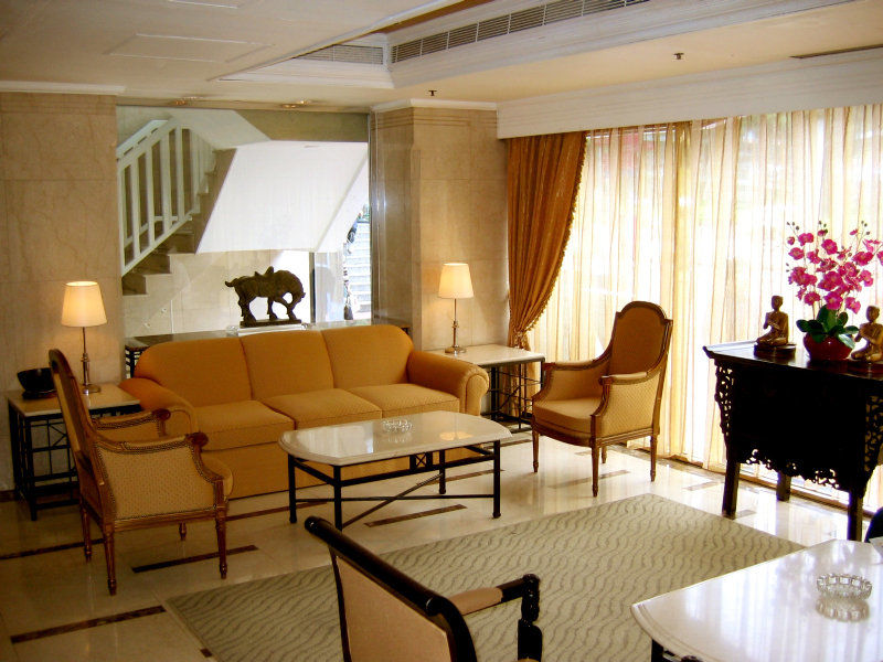 Best Western Plus Tsim Sha Tsui Hong Kong Exterior photo
