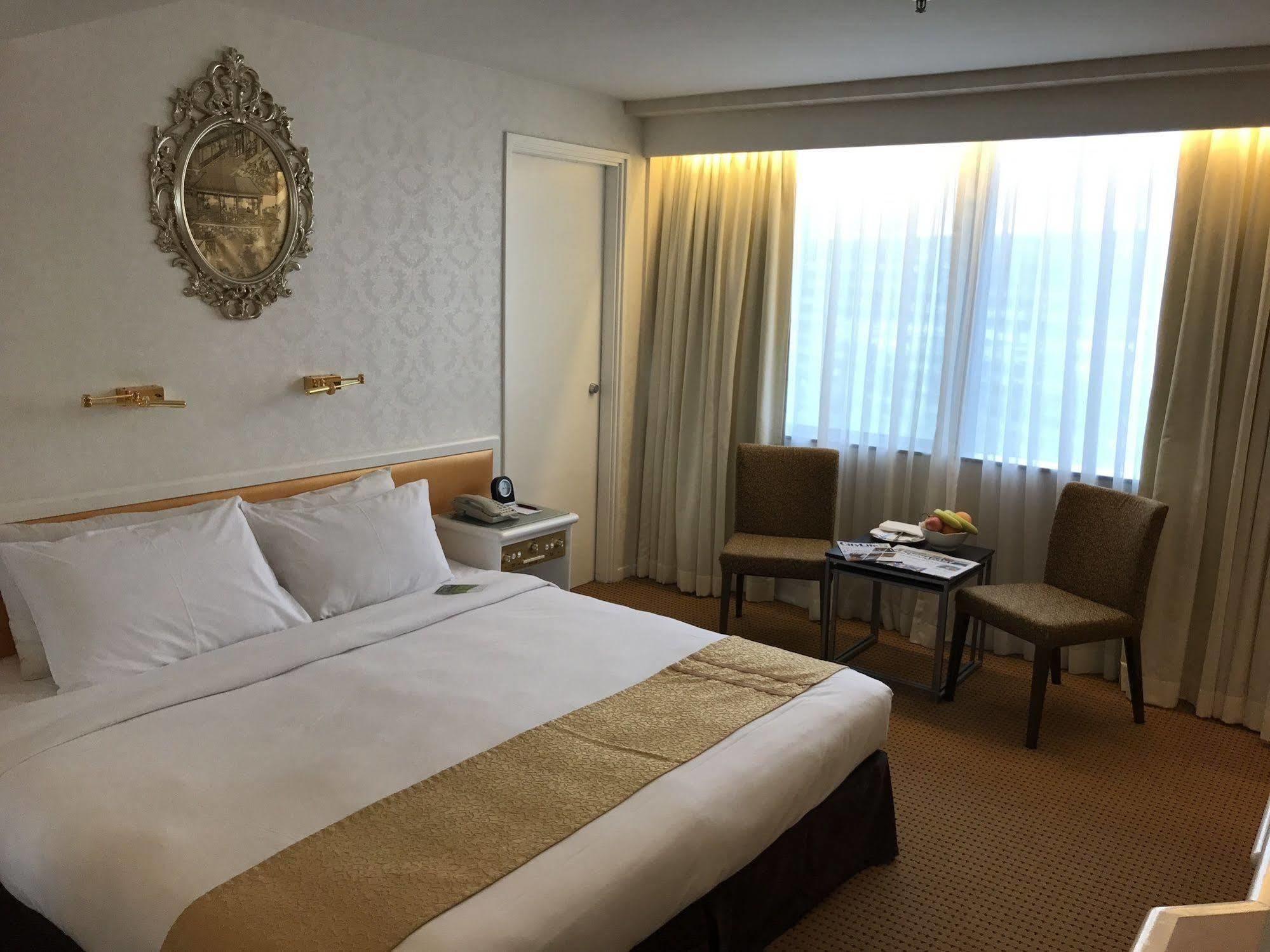 Best Western Plus Tsim Sha Tsui Hong Kong Exterior photo