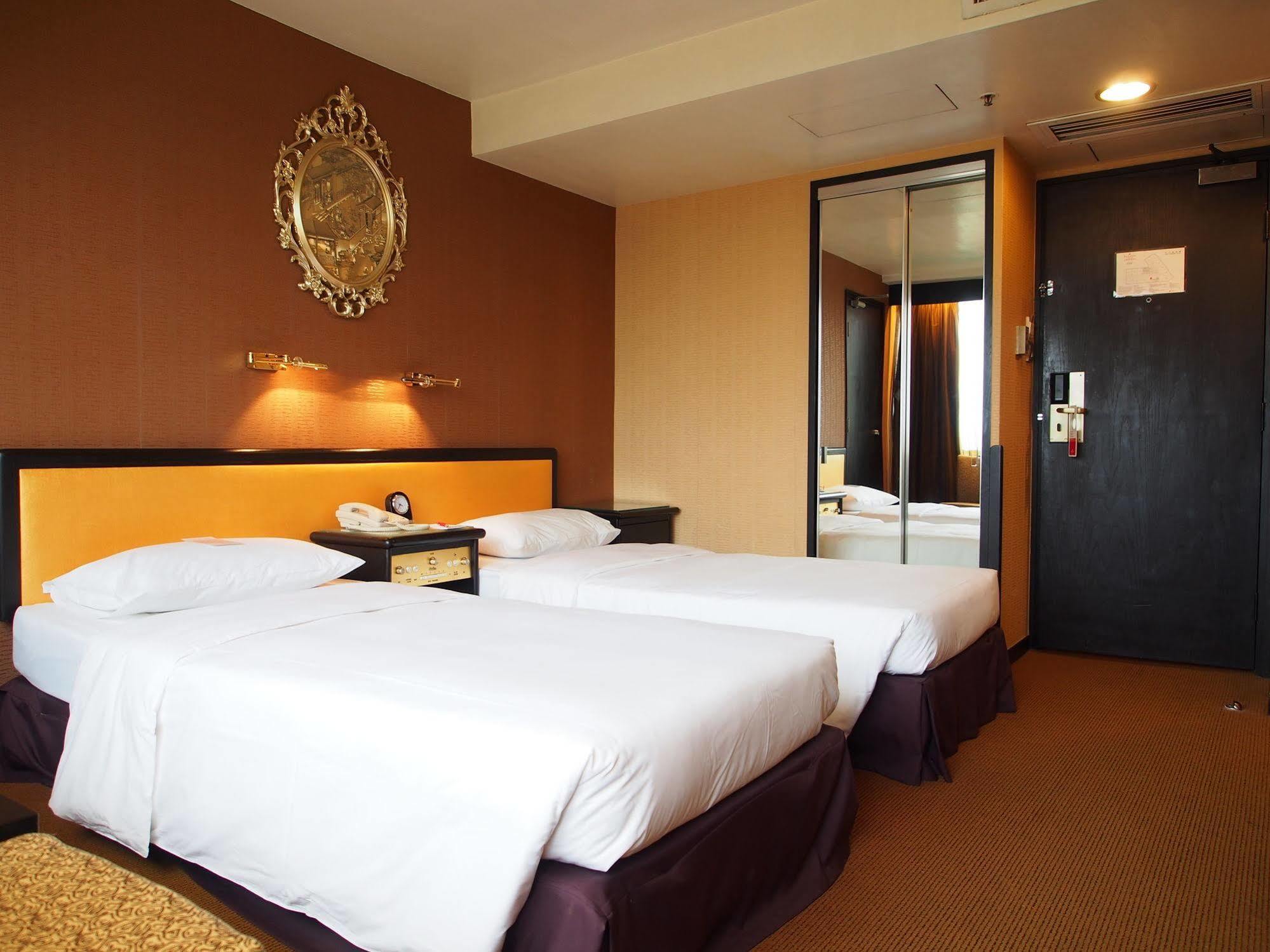 Best Western Plus Tsim Sha Tsui Hong Kong Exterior photo