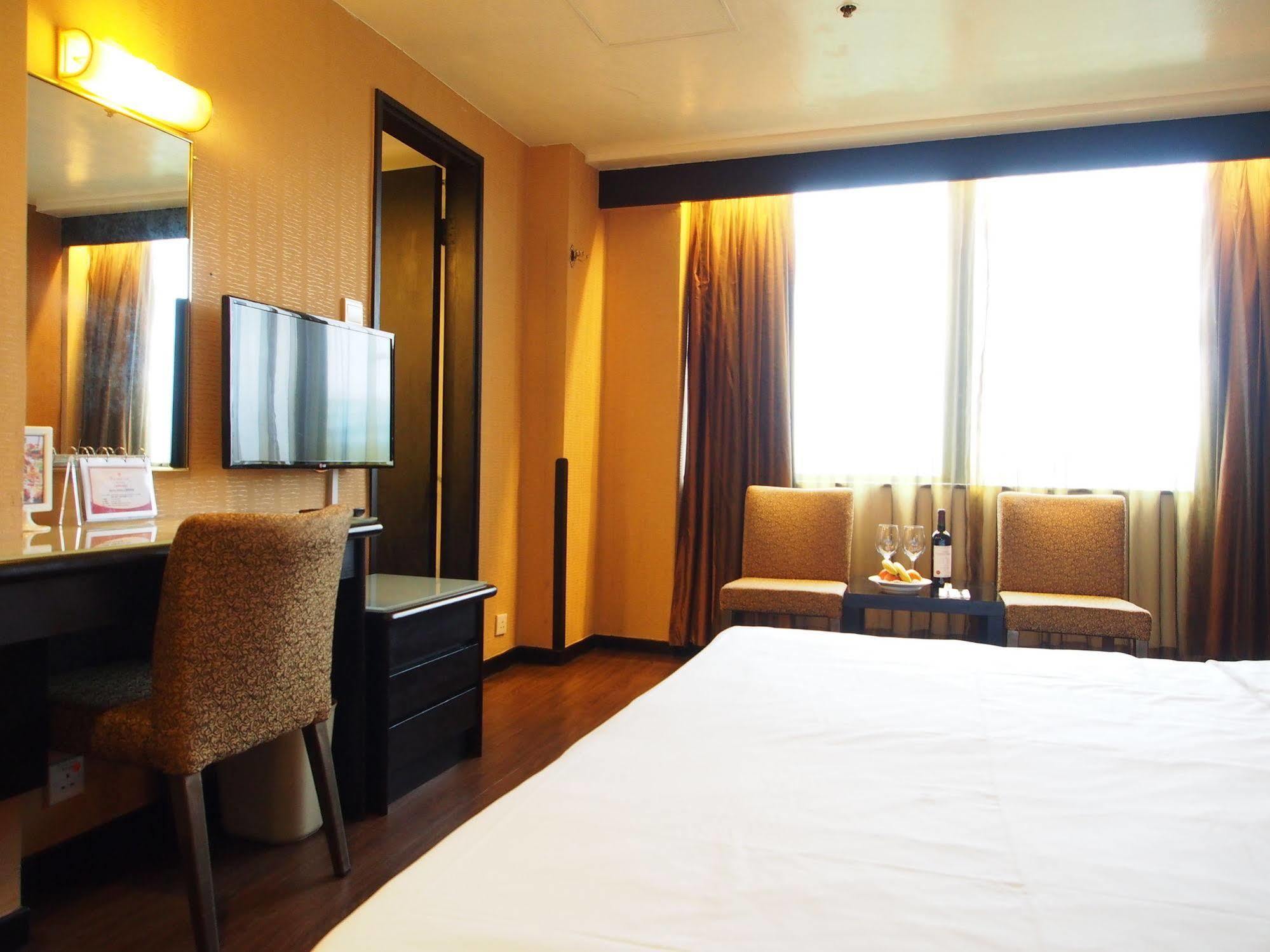 Best Western Plus Tsim Sha Tsui Hong Kong Exterior photo