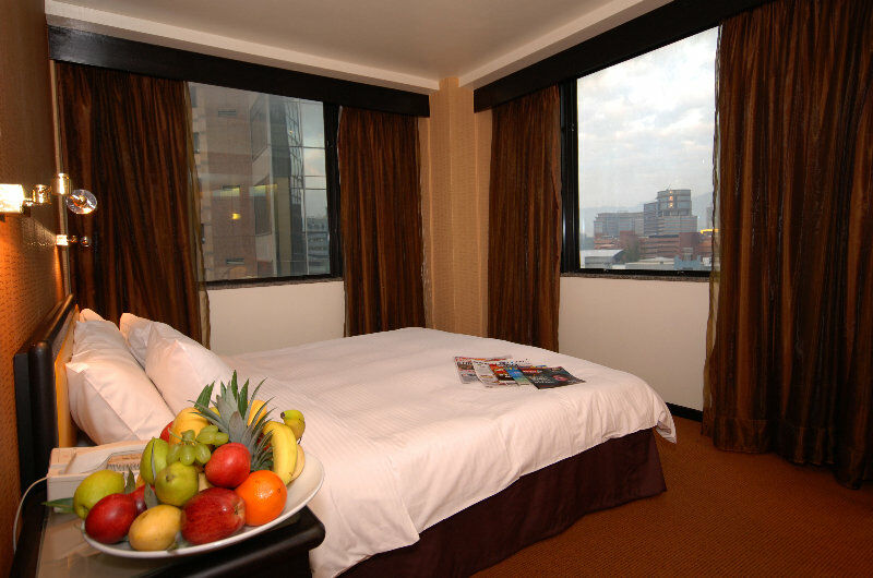 Best Western Plus Tsim Sha Tsui Hong Kong Exterior photo